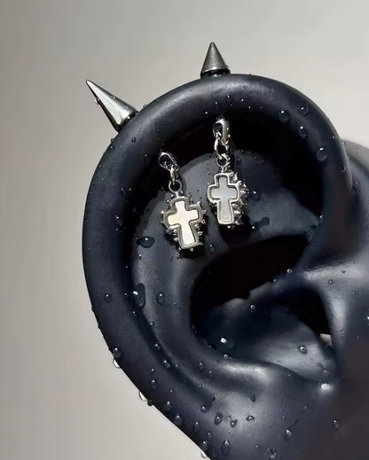 Helix Spiked Piercing