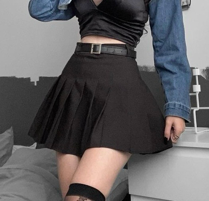 High waist Black Pleated Skirt