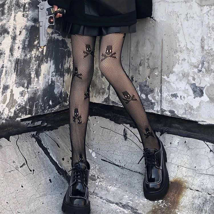 Skull fishnet stockings