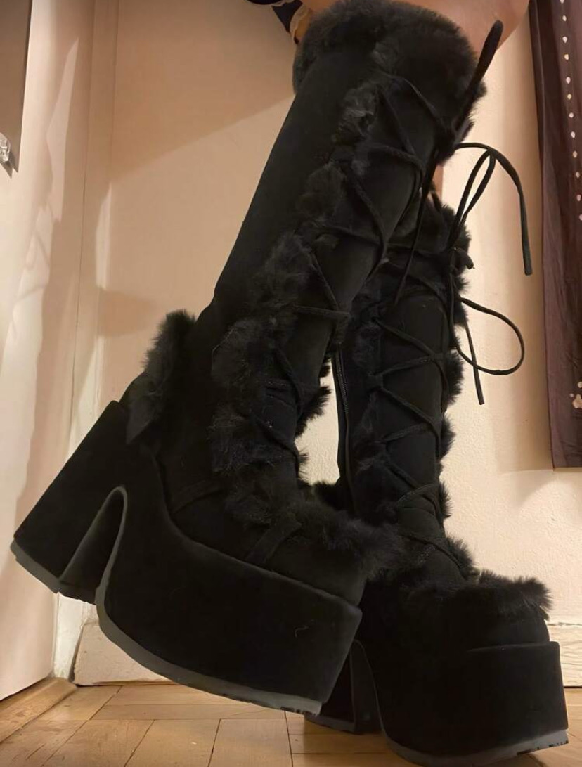 Fuzzy Platforms