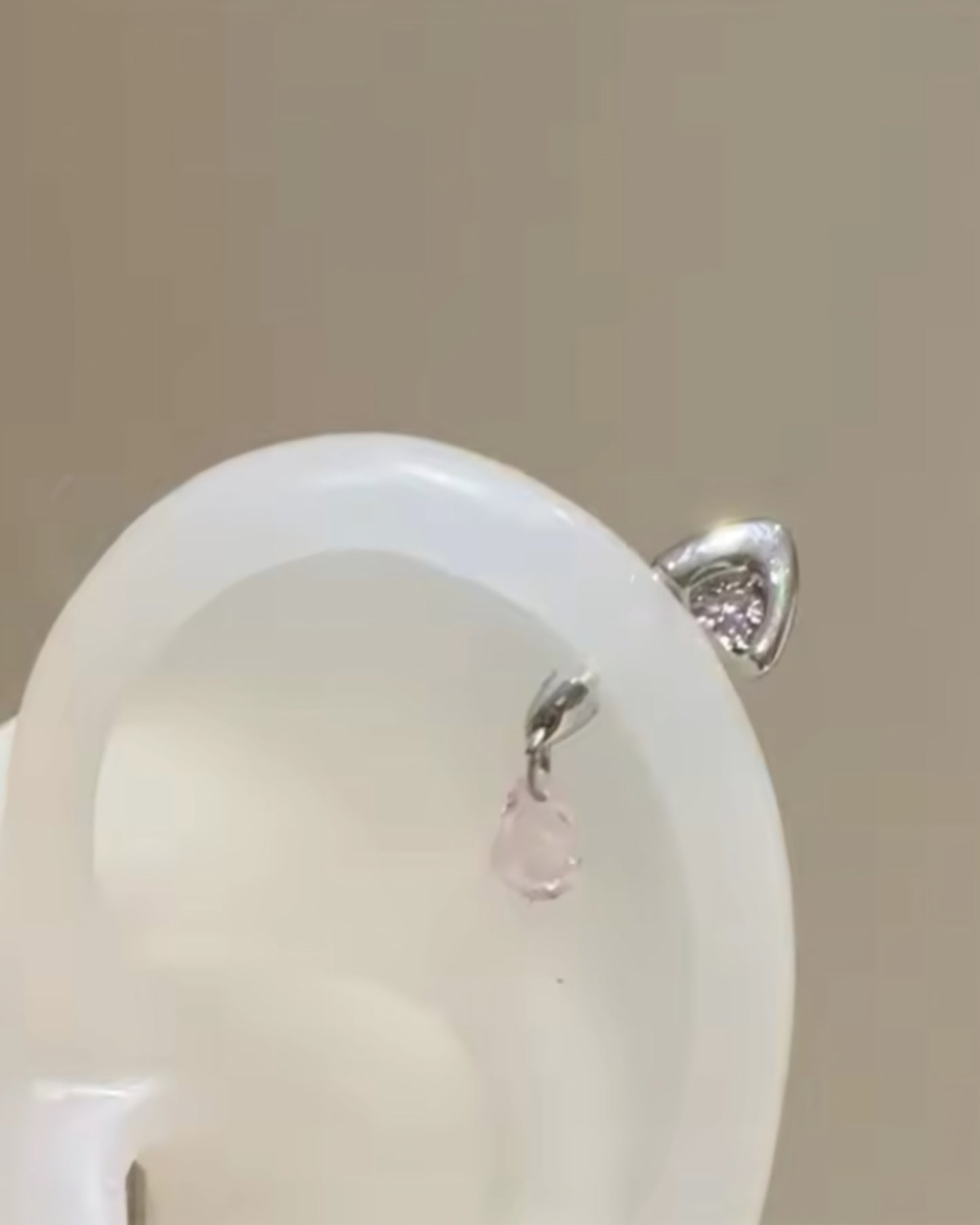 Kitten Bites Piercing
